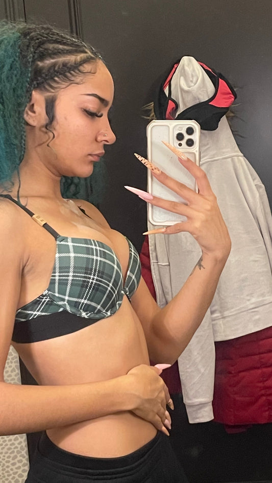 Used Plaid Bra 🤍